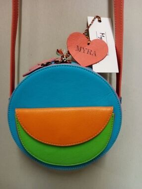 NWT, Myra Bag Co Round Leather Purse